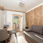 شقة فندقية Angerer Alpine Und Familienappartements Tirol ريث ام الباختال
