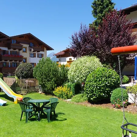 Апарт-отель Angerer Alpine Und Familienappartements Tirol Райт (Альпбахталь)