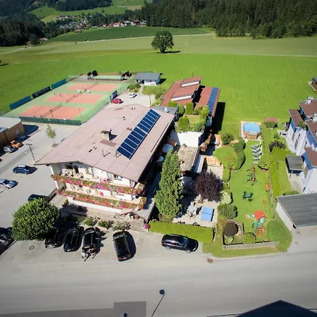 Angerer Alpine Suiten Und Familienappartements Tirol Lägenhetshotell