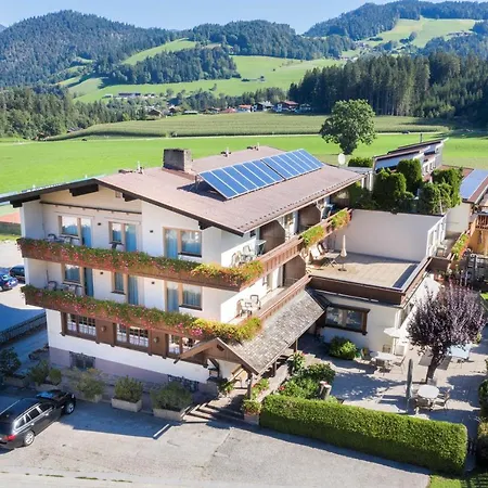 شقة فندقية Angerer Alpine Und Familienappartements Tirol