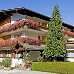Angerer Alpine Und Familienappartements Tirol