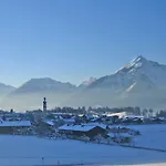 Apartmanhotel Angerer Alpine Und Familienappartements Tirol