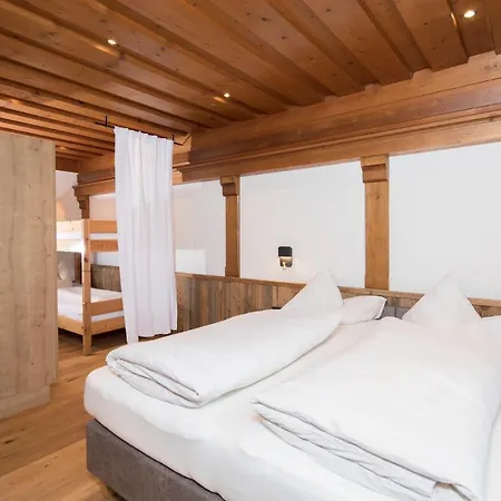 Angerer Alpine Suiten Und Familienappartements Tirol