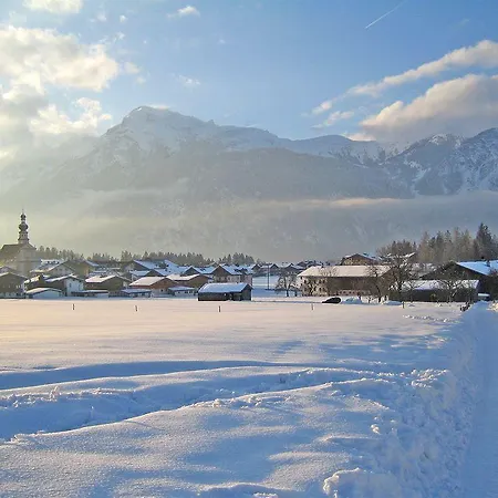 Angerer Alpine Und Familienappartements Tirol 公寓式酒店 里斯奥尔巴赫塔
