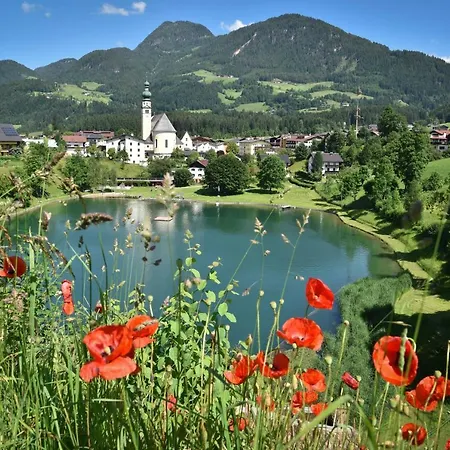 Angerer Alpine Suiten Und Familienappartements Tirol 4*