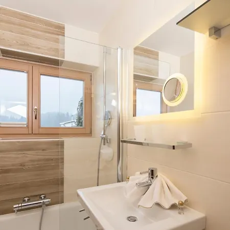 Angerer Alpine Suiten Und Familienappartements Tirol Lägenhetshotell Reith im Alpbachtal