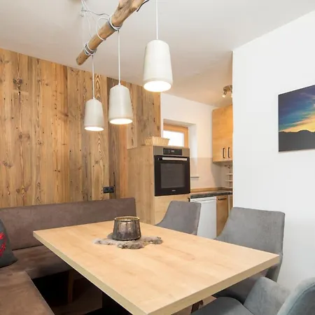 Angerer Alpine Suiten Und Familienappartements Tirol Lägenhetshotell Reith im Alpbachtal